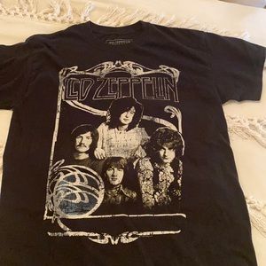 Led Zeppelin band T